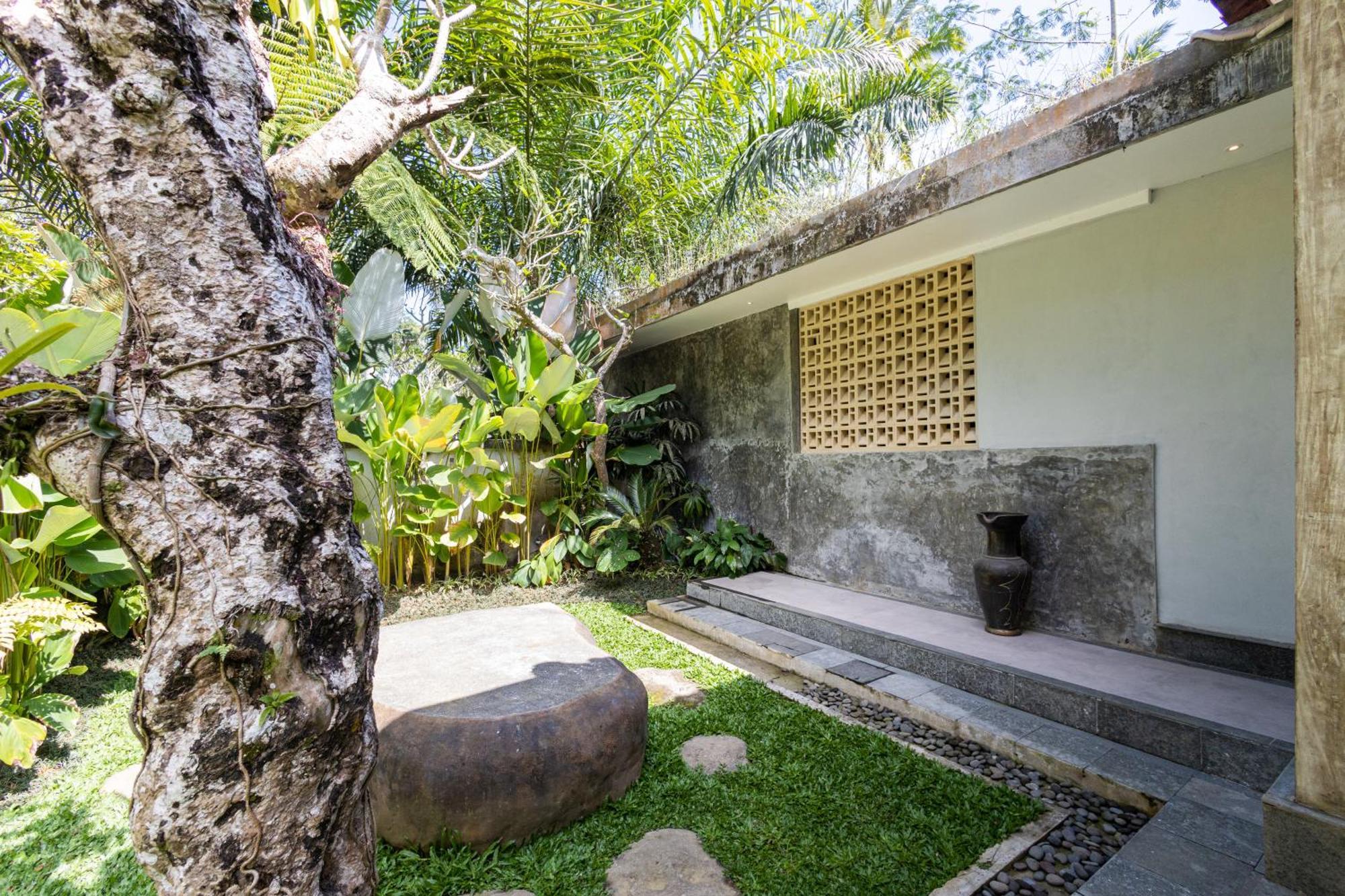 Govinda Villas Penginyahan Kamer foto